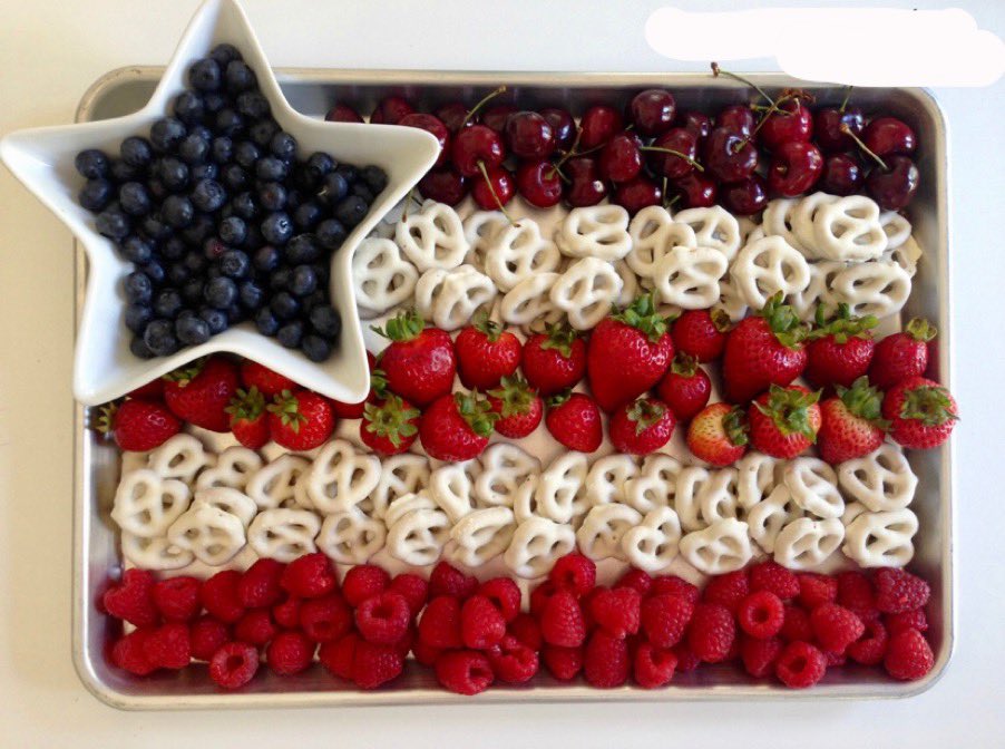 🇺🇸 Happy 4th of July! Rosedale is only open until 5pm today, so get your fresh produce now! 🌤🌻
.
.
.
.
.
#ctgrown #weha #localfarm #ctwinetrail #100years #thenewwinecountry #farm2table #westhartford #simsbury #farmington #avon #granby #eastgranby