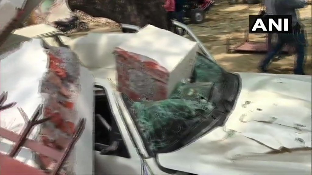 meRatneshRai's tweet image. @myogiadityanath be like : 
If you are BAD, I m your DAD😎
#योगी_का_चला_बुल्डोजर