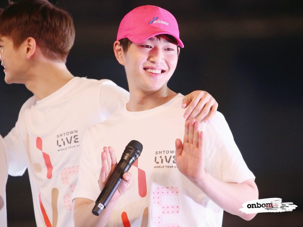  D-16 ONEW’S BACK dearest jinki,hello, how was your day? today was unexpectedly eventful for me. i hope you’re able to spend yours in a manner that has satisfied u as well. before i forget ahhh jinki your smile — do you know how contagious your smile is? yours,triz