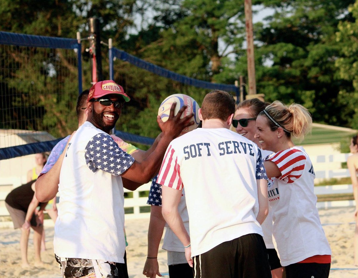 🇺🇸 Happy 4th of July! 🇺🇸

We’re open today! Come celebrate with some red, white, and brews!