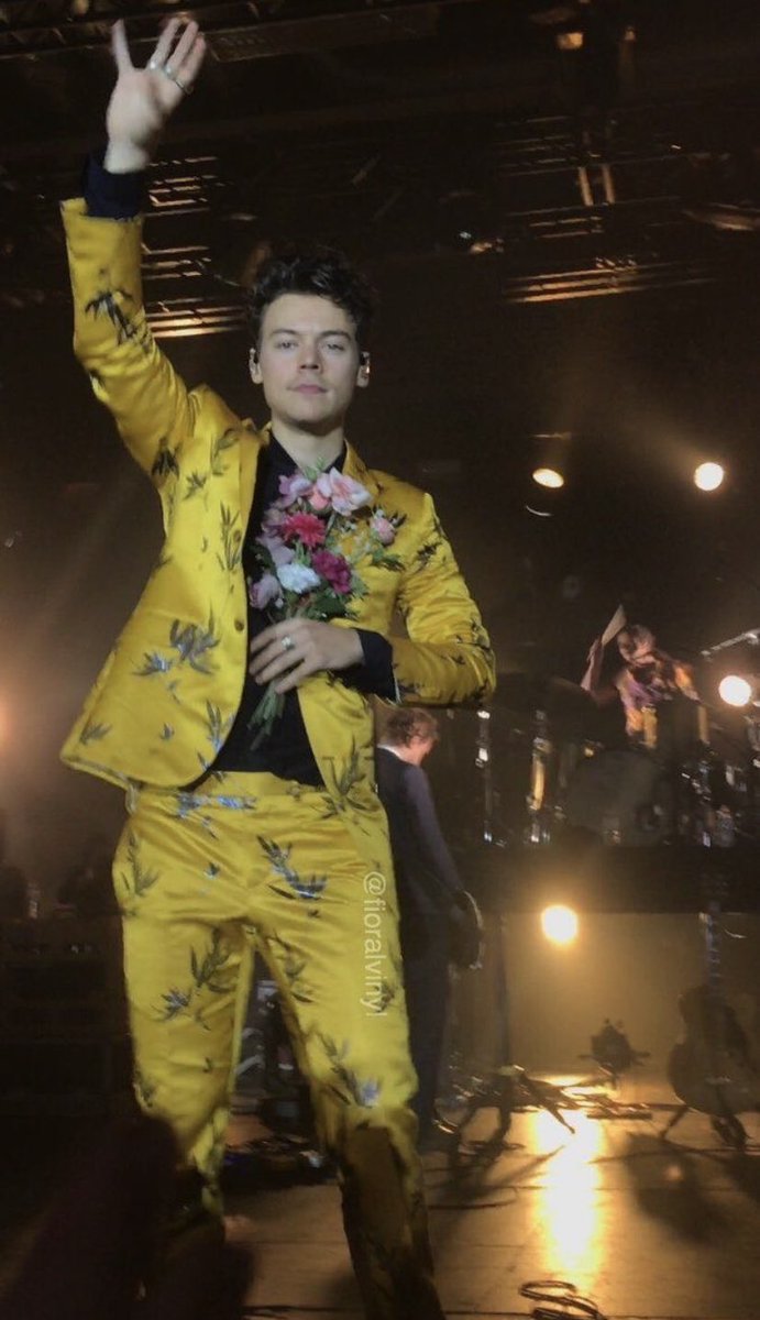 harry styles as freddie mercury; a much needed thread