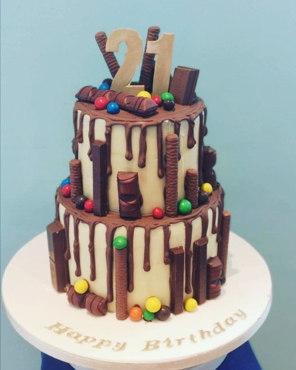 DoncasterThe's tweet photo. #dripcake #dripcakes #21stbirthdaycake #21stbirthday #chocolatedripcake #2tiercake #dnbusiness #doncaster #doncasterbusiness #cakedoncaster #ilovedoncaster #southyorksbiz #southyorkshire #sheffieldissuper #sheffield #rotherhamiswonderful https://t.co/Teb8iotwfy