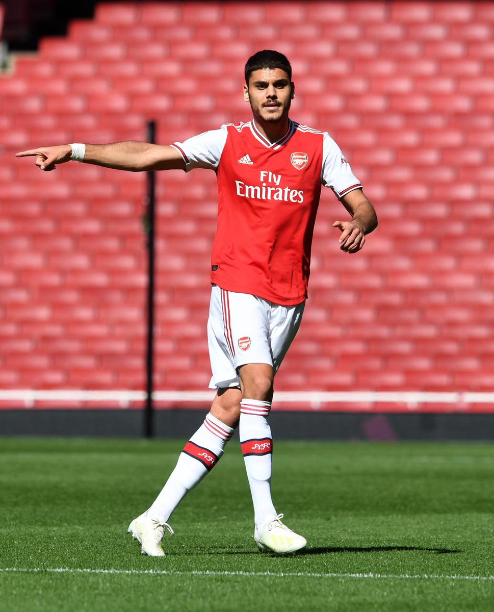 Starting off with Dinos. Having been at the club since january 2018, Mavropanos hasn’t had a proper chance at first team football, and I think that's mainly down to a lack of ability. He got loaned out before Arteta joined,but he still should be sold in my opinion.