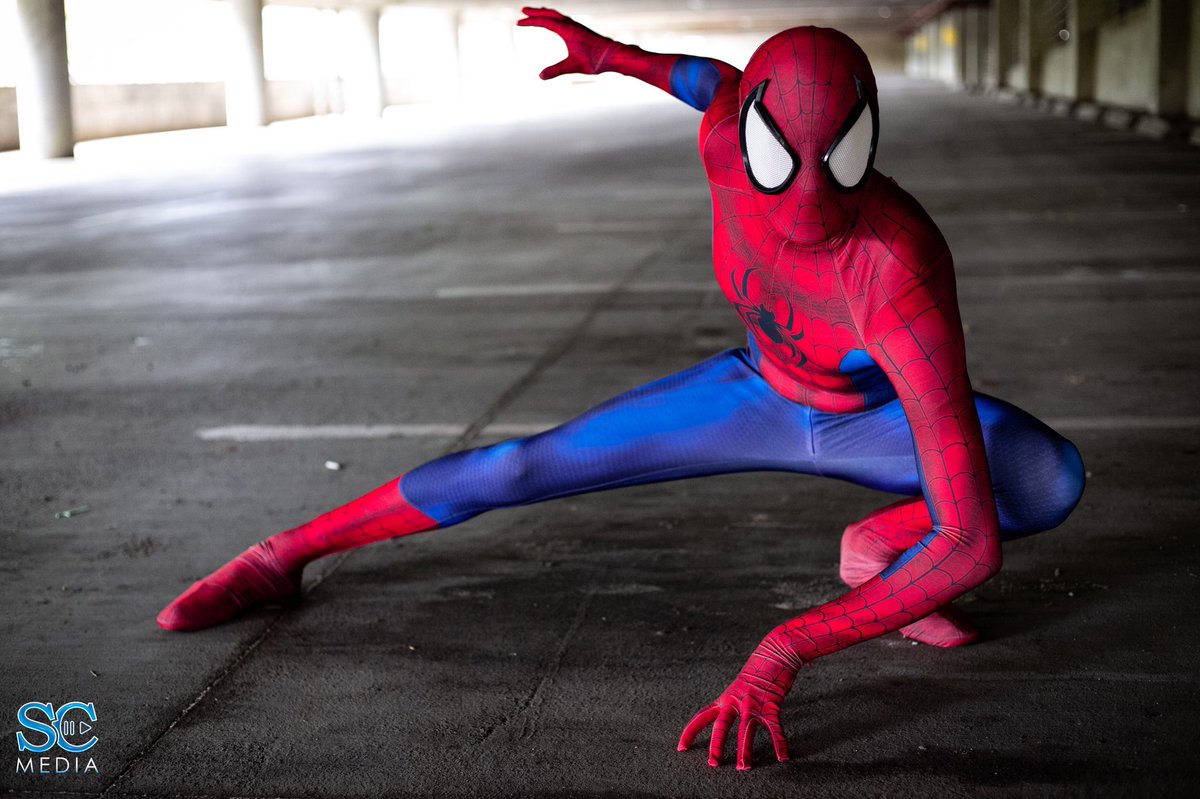 corbin_media's tweet photo. Happy Fourth of July! Wanted to share some Spiderman and Goblin photos here on my first post. 
#cosplay #spiderman #goblin #FourthofJuly2020 https://t.co/5n2GqrXVyx