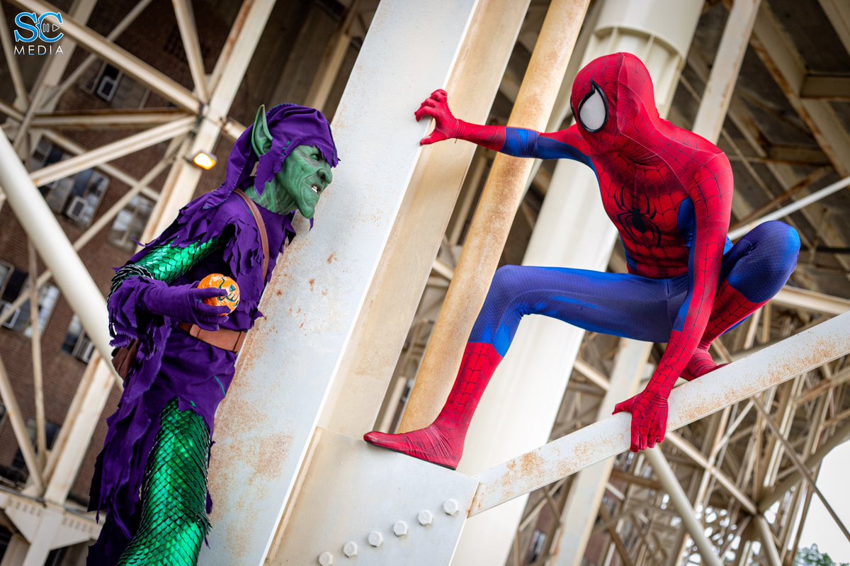 corbin_media's tweet photo. Happy Fourth of July! Wanted to share some Spiderman and Goblin photos here on my first post. 
#cosplay #spiderman #goblin #FourthofJuly2020 https://t.co/5n2GqrXVyx