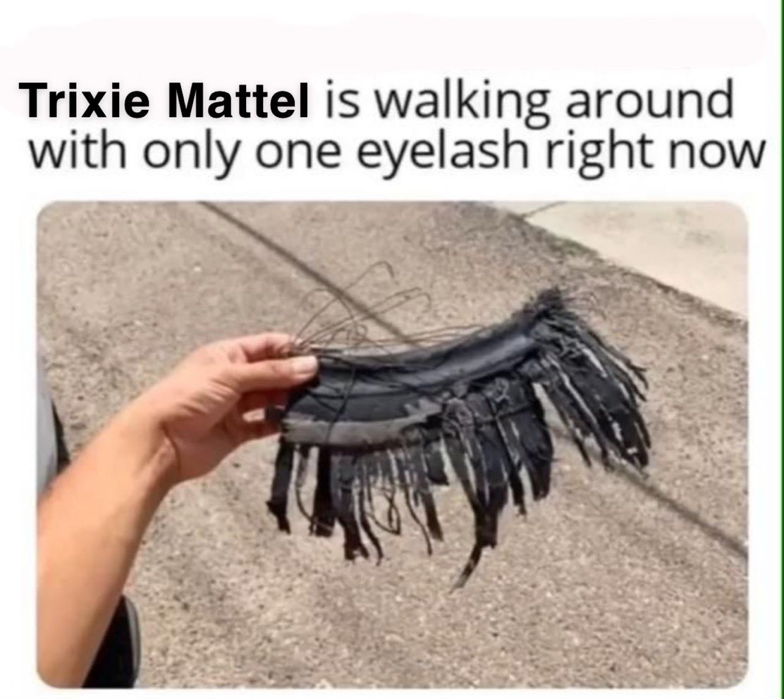 trixiemattel's tweet photo. I- https://t.co/oFDnOZJ9Vp