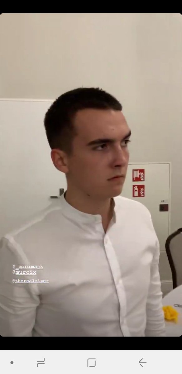Jak wesele, to tylko z ekipą
Oni już najebani fest XDD