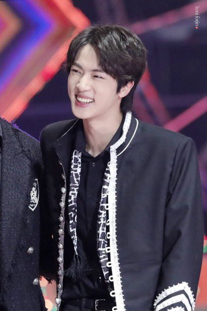 kjinnieslamp's tweet photo. does your heart ever hurt because mine’s in pain rn https://t.co/0TpjVMyYUG