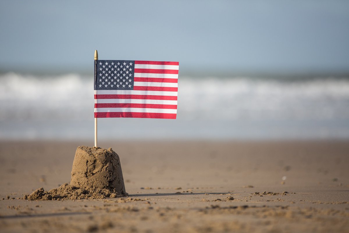 Happy Fourth of July! ☀️ 🇺🇸 We hope you have a fun, safe weekend.