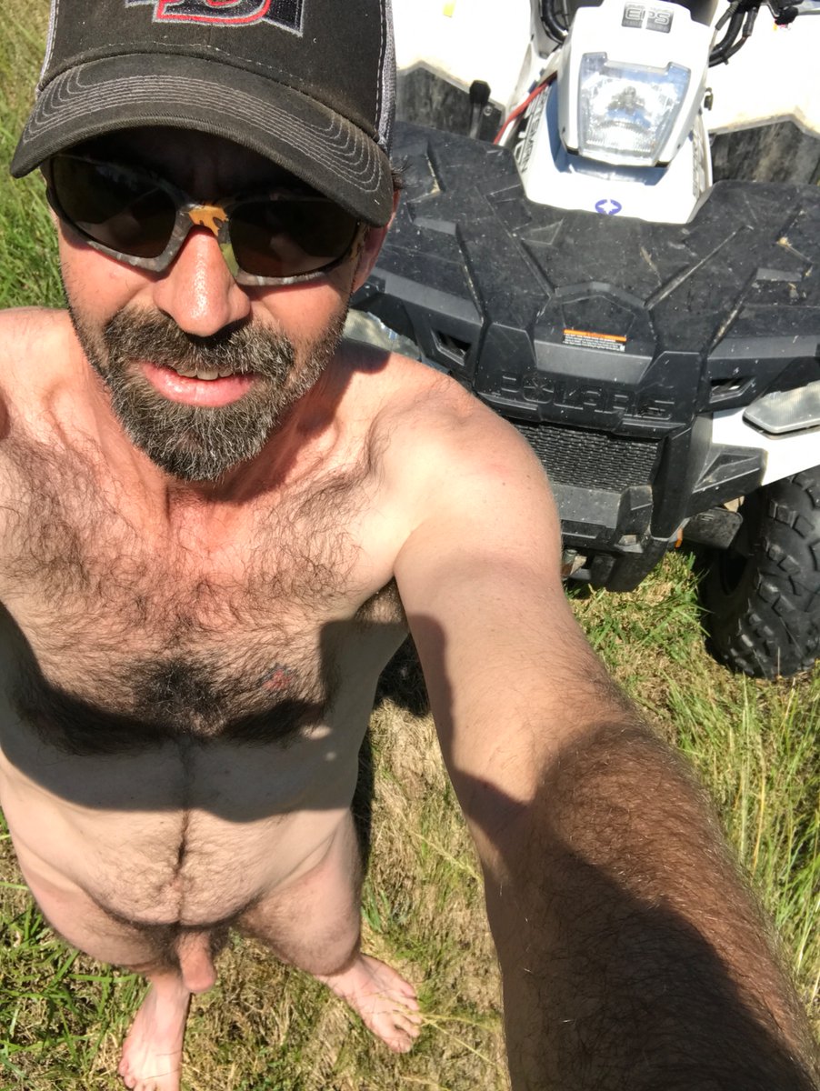 Rod_Long73's tweet photo. #nakedselfie #naked4wheeler #nudityisnormal #nuditychallenge #nudity2020 #nudemen @bensitges501 @nudemenonly @MUnlished @Elchicosinsomb1 https://t.co/Cx3CJCZt6p