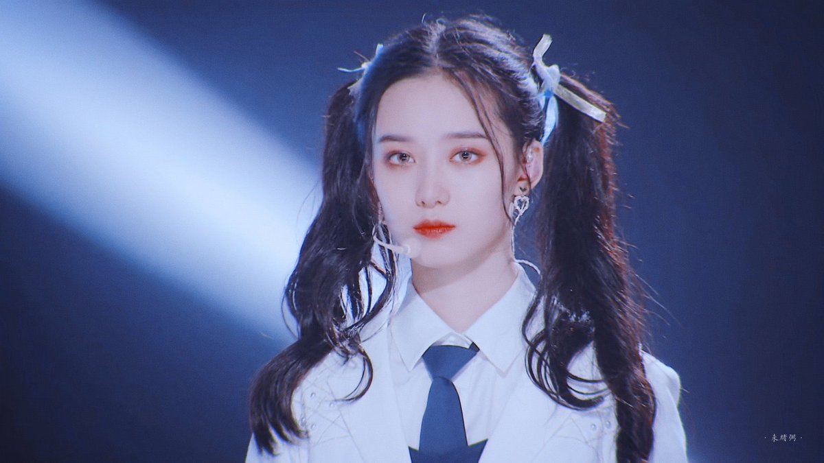 dramapotatoe's tweet photo. [trending] Netizens express their disappointment at #XuYiyang coming in at #8 and not making the debut group for #Chuang2020. 

#创造营2020 https://t.co/MyFZeYSUK3