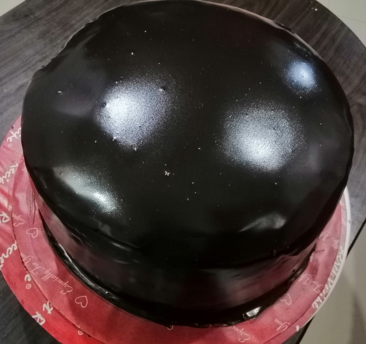 itsme_nalini's tweet photo. #HappyBirthdayMumtaz mam💞😘

This cake specially for u..ungalkaga nane cut paniten😂😉Hope u like😊

Unga nalla manasuku neenga romba romba nalla irkanum. May Allah swt bless u with all the happiest and great things💕Love you Mumu💞 #beautifulsoul 🤗
#HBDMUMTAZ #Mumtaz ❤️ https://t.co/rFAvKpjFYE
