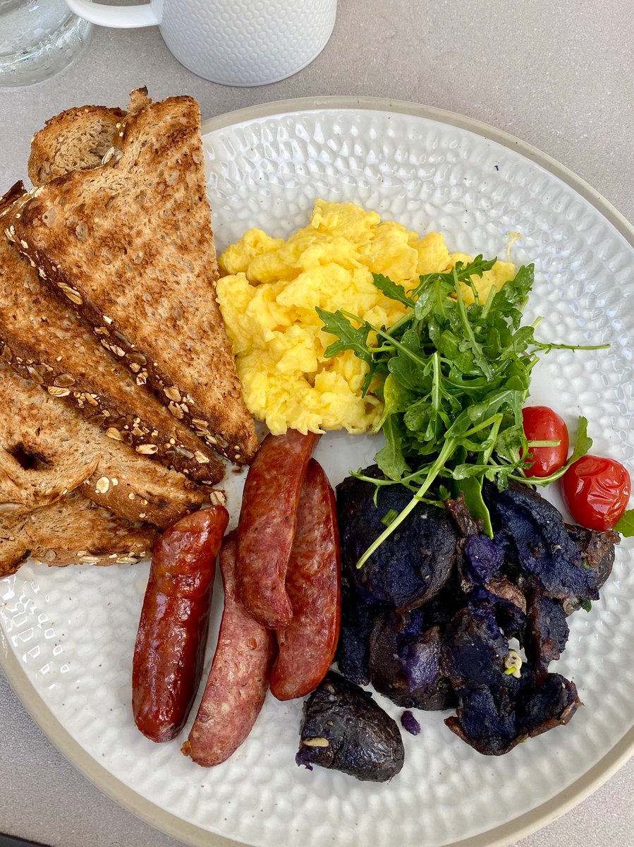 breakfast 🍳 #day109 (at <a href="/NoMIChicago/">NoMI Kitchen</a> in Chicago, IL) swarmapp.com/c/9zCd4ISV0He