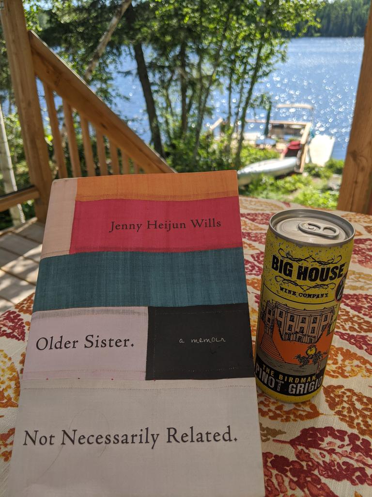 AndreaKavtuxpa's tweet photo. @mcnallyrobinson Thanks for the book! I am so ready for some non-kid books. #summerb #readCanadian #KoreanCanadian #prose #notaromance #lakelife https://t.co/E6jyl1w5bv