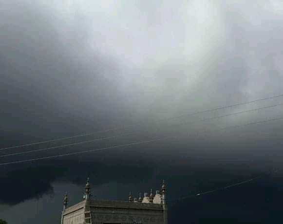 MHafeezRahimoon's tweet photo. #NeedLightningProtectionRodsInThar https://t.co/Yv2tjgT0M4