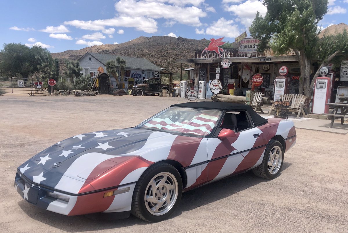 NearAndFarAZ's tweet photo. A few scenes from the #MotherRoad for #July4 β€οΈπ€π
#Happy4thofJuly!
#Roadtrip #Route66 @route66news @gokingman #HackberryAZ #KingmanAZ @ViistArizona #ArizonaRoadTrip https://t.co/ClaQs41ygG