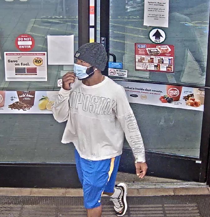 MilwaukeePolice's tweet image. Milwaukee Police are requesting the public’s assistance in identifying and locating a subject wanted for a strong-arm robbery that occurred on Wednesday, July 1, 2020, at approximately 11:45 p.m., on the 3100 block of N. 38th Street.

@StopCrimeMKE