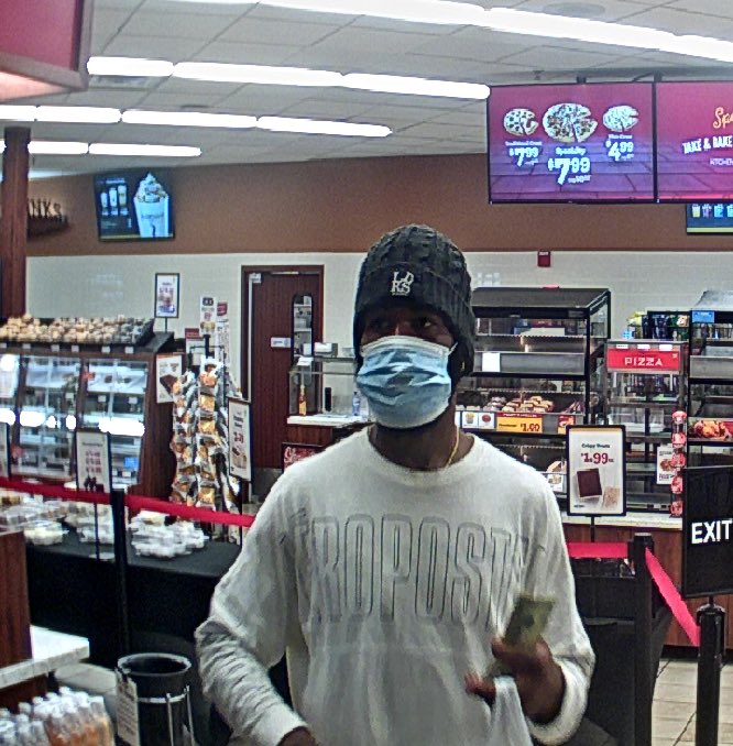 MilwaukeePolice's tweet image. Milwaukee Police are requesting the public’s assistance in identifying and locating a subject wanted for a strong-arm robbery that occurred on Wednesday, July 1, 2020, at approximately 11:45 p.m., on the 3100 block of N. 38th Street.

@StopCrimeMKE