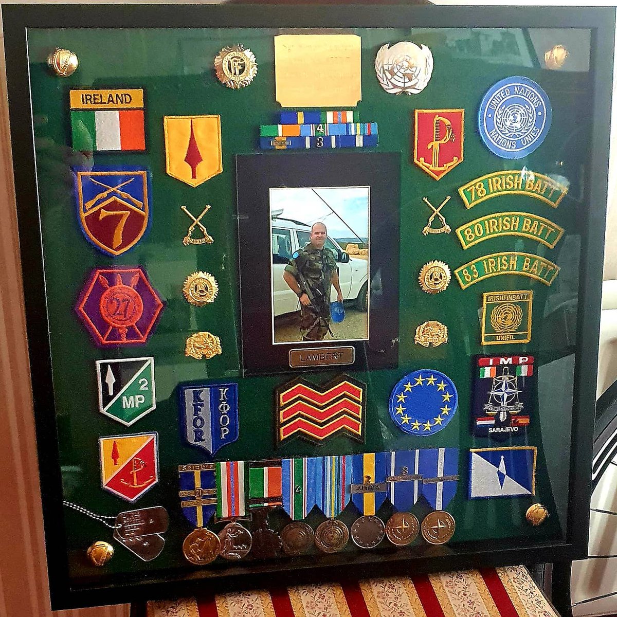 Today I meet with Sgt Simon Lambert (Ret'd) to hand over one of my custom frames commemorating his service with the Irish Defence Forces. The frame depicts his FCA service, his 23 years PDF service, 11 overseas trips and the various units he served with. #irishdefenceforces