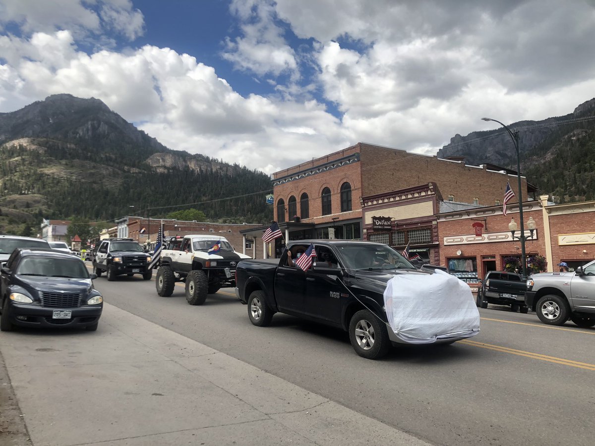 LizTeitz's tweet photo. Happy Fourth of July from Ouray, where the official parade is cancelled but the DIY parade went on. https://t.co/9dfW8aPbXX