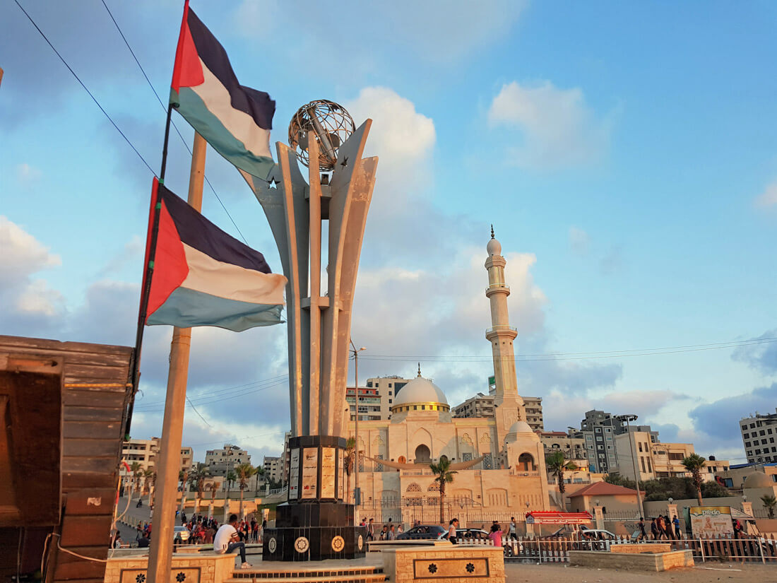 Hugo81617679's tweet photo. Happy 4th of July, Lets celebrate the beautiful city of Gaza in Palestine. 🇵🇸❤#AllCountriesMatter https://t.co/gDgqjLjOUr