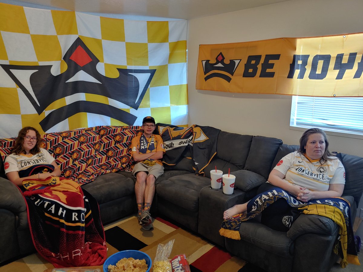 URFC_EXILES's tweet photo. Let's Gooooo !!! https://t.co/5NEGJhDjnF