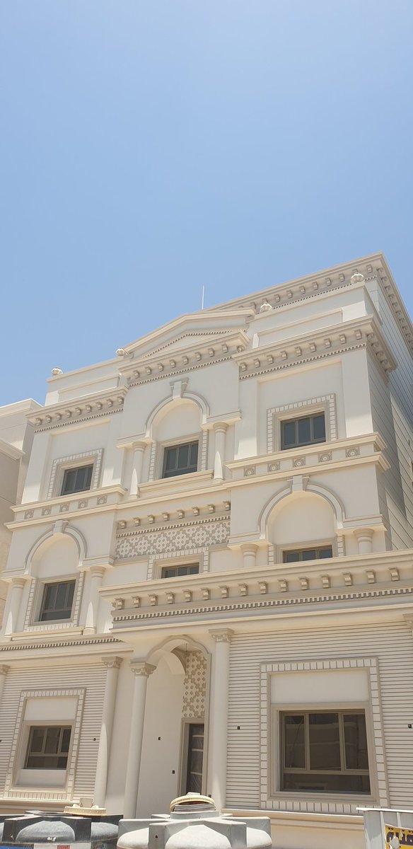 فيلا الاخ صالح مطر الرشيدي 
غرب عبدالله المبارك قطعه 3 قسيمه 45
م ابو حمد 99813829