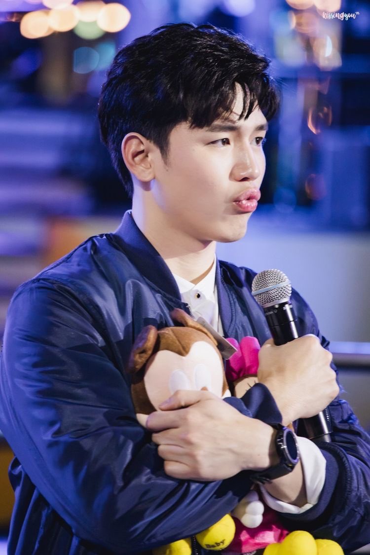 Our pouty baby Newwiee going from  to  - a thread  #Newwiee  #ฮันนี่  #โพก้า  #เตนิว