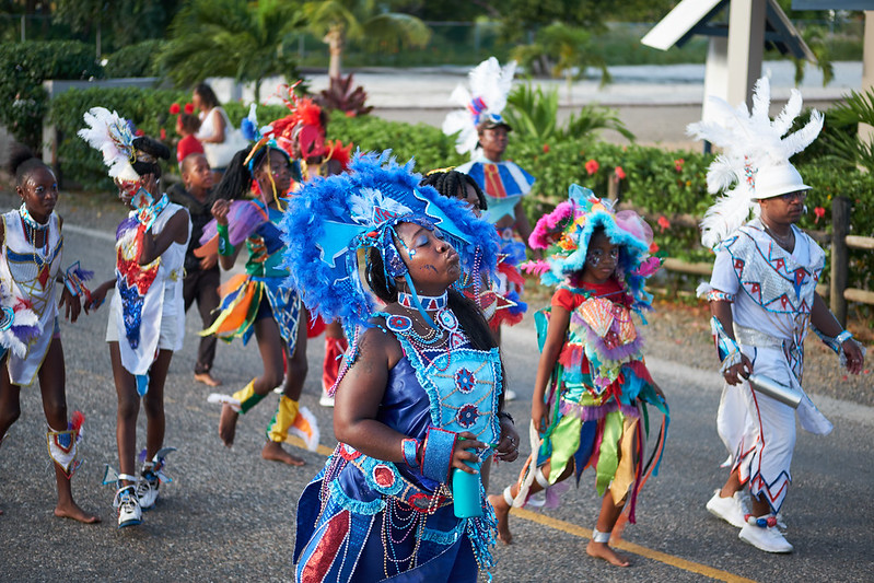 FamAdventures's tweet photo. Independence Day celebrations around the world share a few fun traditions: we all find joy in the spectacle of fireworks, the flair of a parade and the taste of a barbecue lunch.

Here's more on how countries around the world celebrate their independence.

https://t.co/L1Djac6tfP https://t.co/jOyHpLnydJ