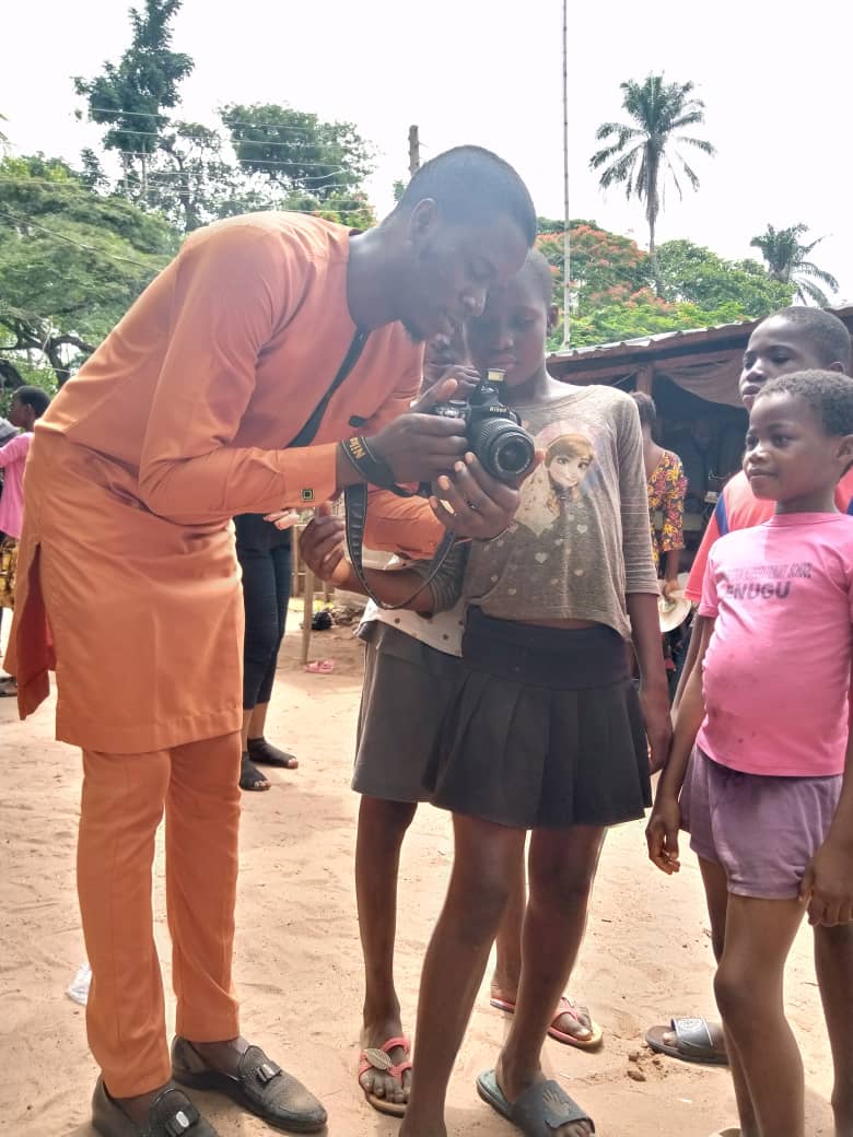 TownCrierAfrica's tweet photo. We are super excited to announce the Phase 3 of our #OneChildOneSkill Project expected to hold on 17th July, 2020 at Agbogazie Nike
Skills to be taught:
Introduction to Photography
Introduction to Computer Appreciation
Block Moulding
Electrical/Electronics
#TownCrierInitiative https://t.co/T7Z6wTPwer