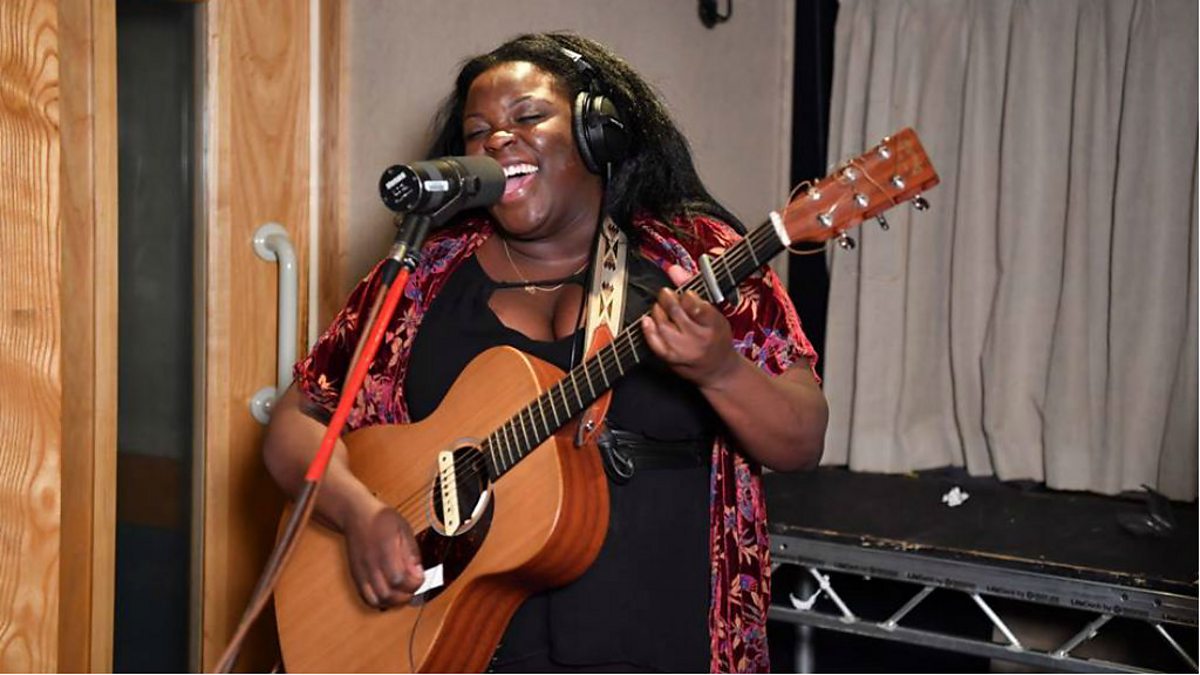 Here's some great artists we played in 2015:

<a href="/amyyonmusic/">Amy Yon</a>
<a href="/rsvpboa/">BOA</a>
<a href="/scottbocakai/">Boca 45</a>
<a href="/geckoofficial/">Gecko</a>
<a href="/goodziemusic/">Goodzie</a>
<a href="/grizofficial/">Southwest Sicko 🥷🏽</a>
<a href="/wearemoonclub/">Moon Club</a>
Rob Bravery
@robi_mitch
<a href="/sambrockington/">Sam Brockington</a>
<a href="/iiolaofficial/">iiola</a> 
<a href="/stevieparkeruk/">Stevie Parker</a>
<a href="/tmassif/">Tamu Massif</a>
<a href="/trust_fund/">ellis (inactive - contact me elsewhere)</a>
<a href="/iamyola/">Yola</a> (pictured at Maida Vale)