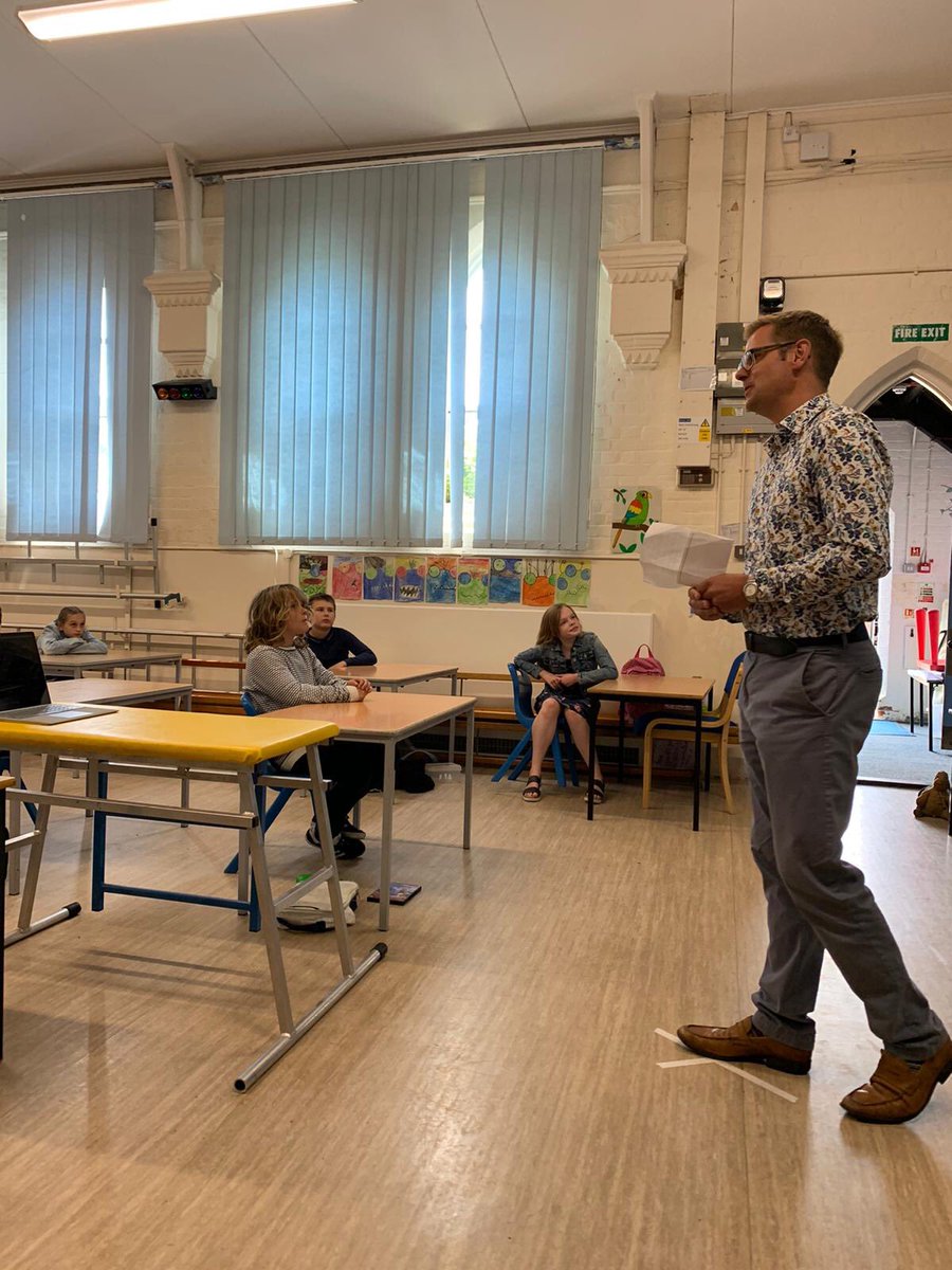 A lovely and fitting farewell to our incredible year sixes at our leaver’s assembly. Go forth Glemsfordians and be amazing.