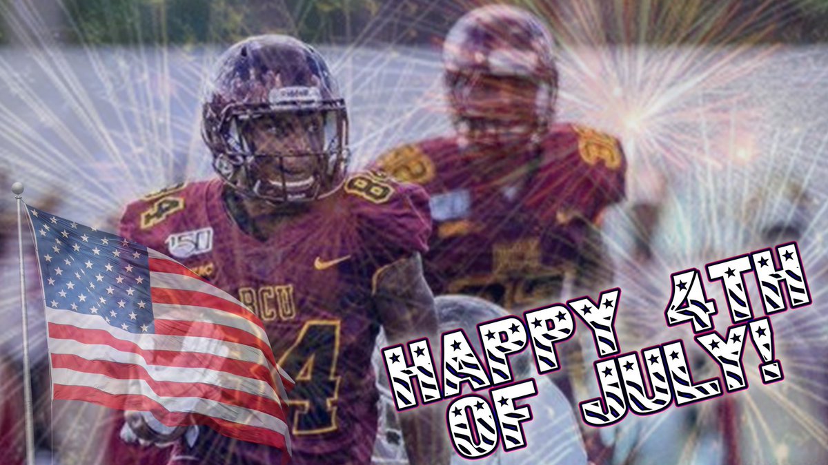 FQBCU's tweet photo. Happy 4th of July from Fifth Quarter BCU and our entire team at @FifthQuarterInc ! Have a happy &amp; safe holiday, Wildcat fans! #GodBlessAmerica! 🇺🇸

#4thOfJuly🇺🇸 https://t.co/adKTOGXw17