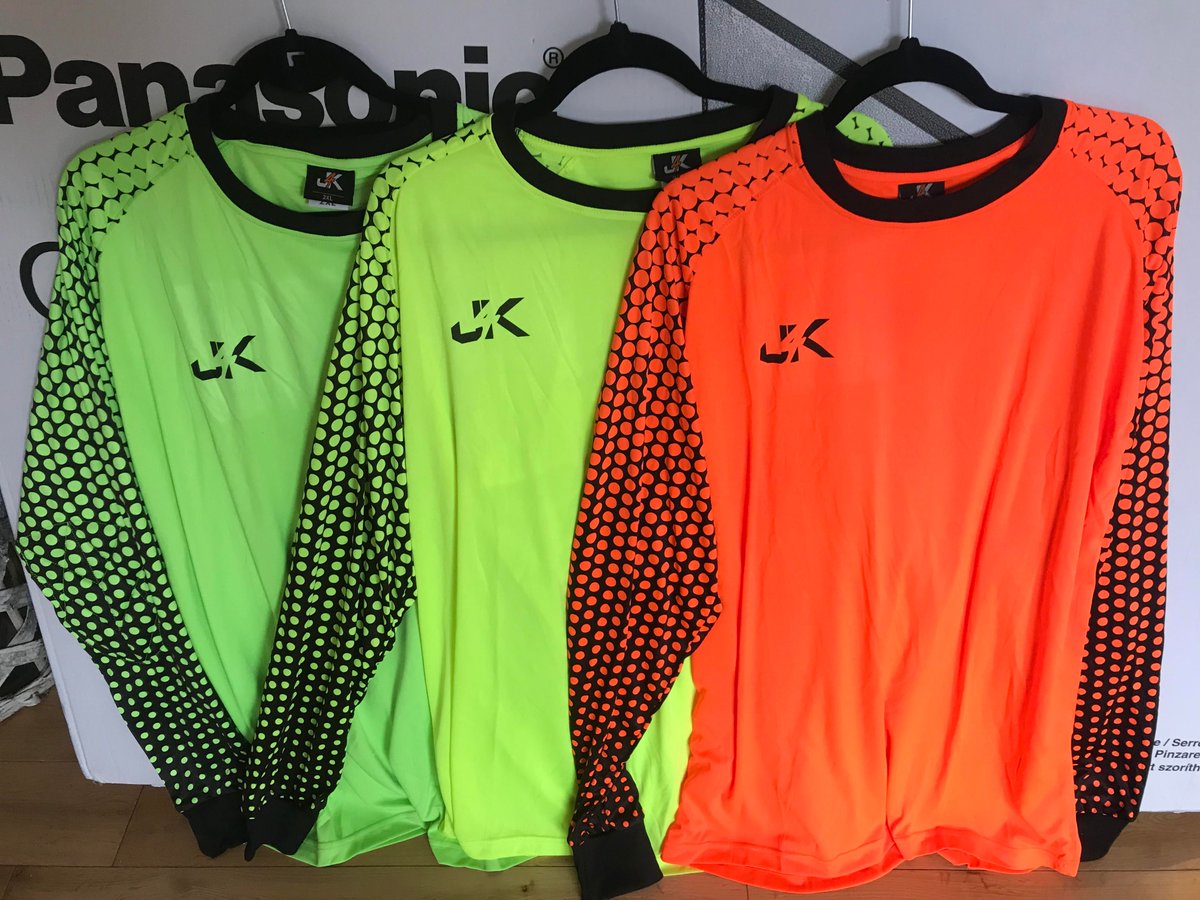 J4K Goalkeeper Gloves tweet media