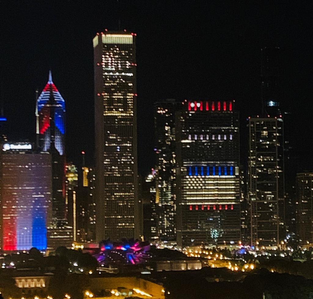 Wishing all US friends a very happy Independence Day!

Chicago skyline lit up for 4 July in red, blue and white