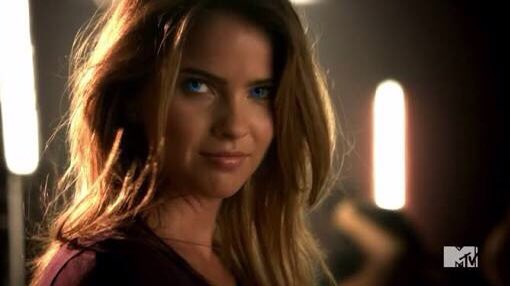 FurariaQue's tweet photo. Malia, teen wolf https://t.co/WUiYHiB7oH
