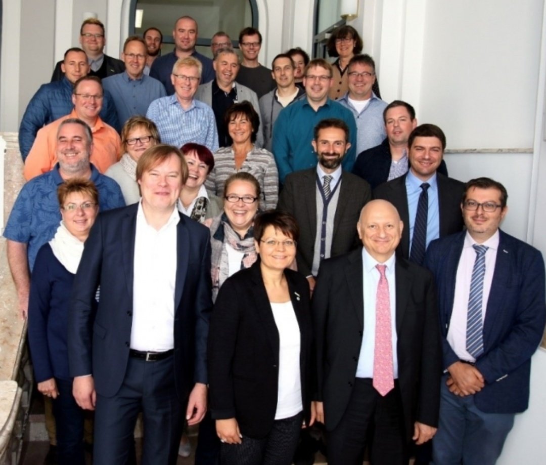 Stef_Sequino's tweet photo. Ritrovata dopo un pò di tempo...
Interessanti giornate di confronto e formazione sui compiti dell'@ICQRF e sui #controlli ufficiali nel settore #oleario 
@BVLKeV
@BVL_Bund
@lucaveglia1

👇https://t.co/p4W8Bwo8PR https://t.co/ANum4dgZCv
