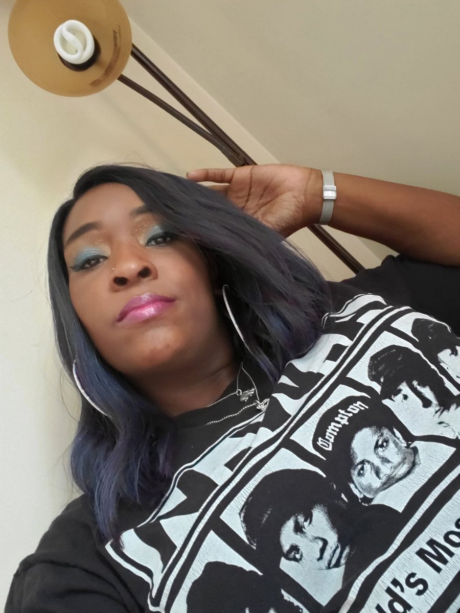 AGintheValley's tweet photo. It's a great day to wear my NWA shirt! #IDMBA https://t.co/AlblW3zb7v