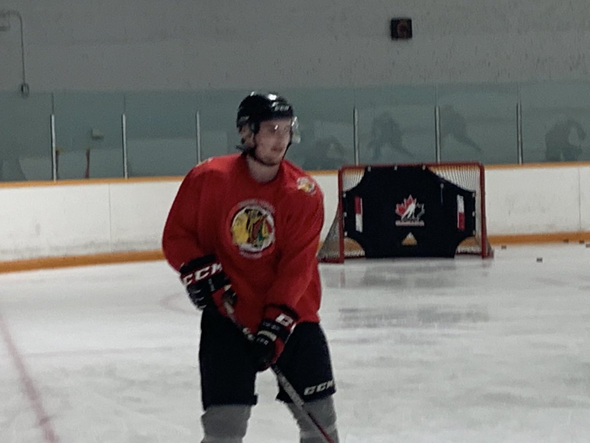 GHockeyCoach's tweet photo. If you need to know if the players were excited to be back last night, just look at Z.White! #Priceless side note: very impressive leadership by the Jr Braves last night. Much appreciated fellas 👊@BrockBraves @TikisBrock #RaveTheBraves @bravesu18 https://t.co/MJ1hr9bXMh