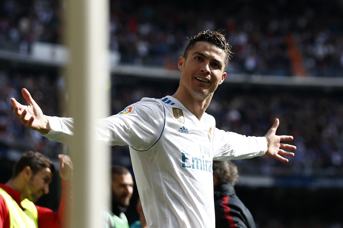 Wisemanabdul_'s tweet photo. @Cristiano Goat everywhere https://t.co/sdYlBlcq7a