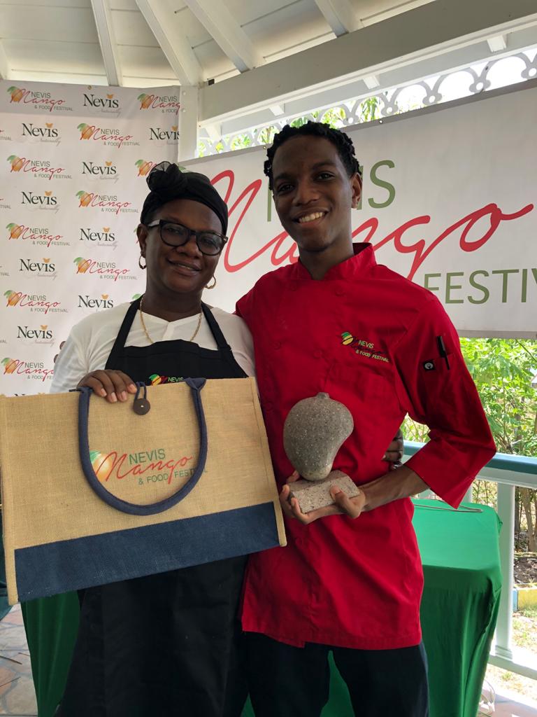SpongeMarketing's tweet image. Congratulations to Chef Wentworth Smithen and cooking partner, his Mother, for winning the mango cooking competition! Well done! 🥳
@NevisNaturally @nevismangofest #nevisnaturally #mangofest #cookingcompetition