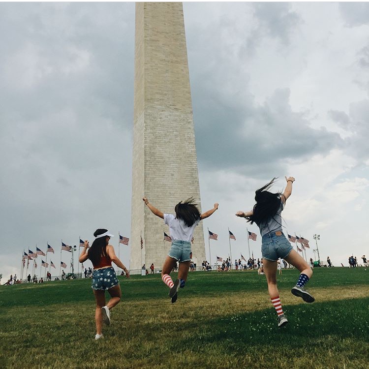 berzq's tweet photo. 4th of july hace tres añitos https://t.co/UKV9ttmk7y