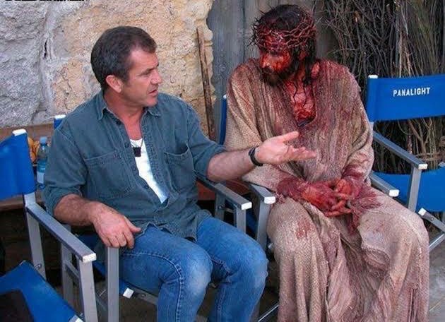 Poliklinik hemşiresi / Acil servis hemşiresine nasıl zor şartlar altında çalıştığını anlatıyor.