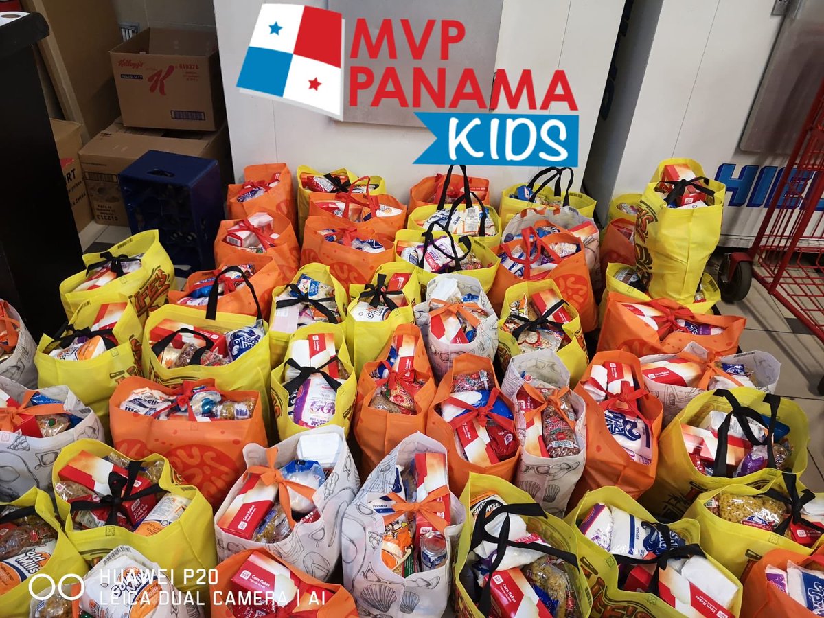 MaribelTax's tweet photo. Real Happiness Comes from Helping Someone Else! https://t.co/fmZPVXGowD Your DONATION will provide Food to Kids like the one in the Picture. Happy 4th 🇺🇸😀 https://t.co/8nlv92zlub