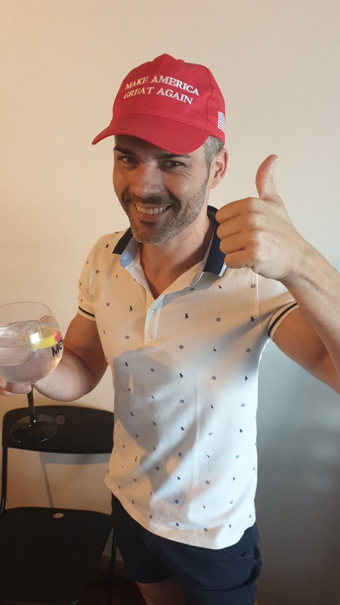 Carlos04090231's tweet photo. From #Fuenlabrada #Spain #spainsupportstrump @realDonaldTrump happy 4th of July and #trump2020 https://t.co/xXYPJQR5gA