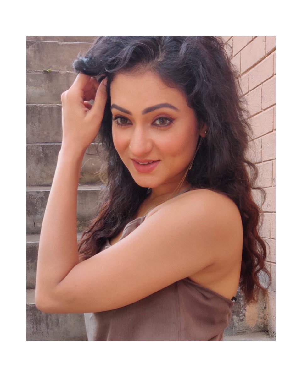 priyankarati's tweet photo. The courage of beginning it again when everything is lost keeps us going.....

N when u experience that more than once in ur life u become fearless 

PS - everything means literally every freaking thing 

#positivethinker #strongheaded #happygirl #fearless #determined https://t.co/4yHRICb2Gs