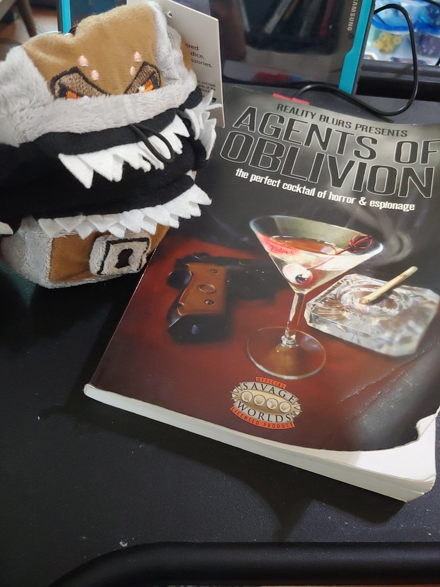 BrenNailedIt's tweet photo. Meet the SUD grab bag for Whose Quest is it Anyway #RPG charity stream. What weird science lies within? Find out with a generous $25 donation to @ExtraLife4Kids and watch on https://t.co/uhGTv1oaHf! 3pCDT/4pEDT. @playoncon #playoncon @azastudio https://t.co/2vbDgDPCUO https://t.co/qzWnMo6yzl