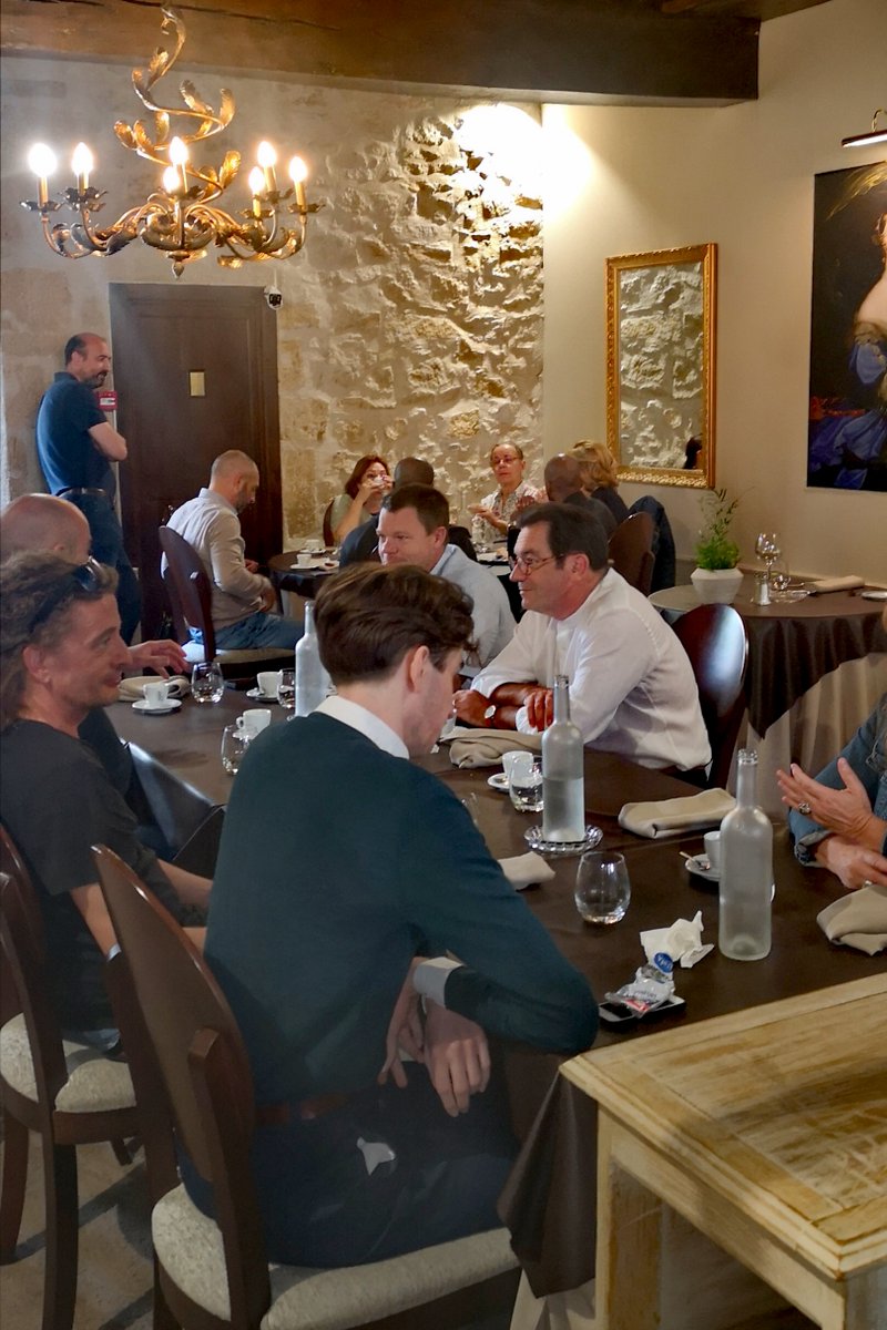 CATHERINEPATUEL's tweet image. #DPII #ODYSSEY - Dernier déjeuner avant que tout le monde rentre chez soit. Bilan du séminaire : enthousiasme, convivialité, entraide et partage pour la mise en place de nouveaux projets communs ! 💕