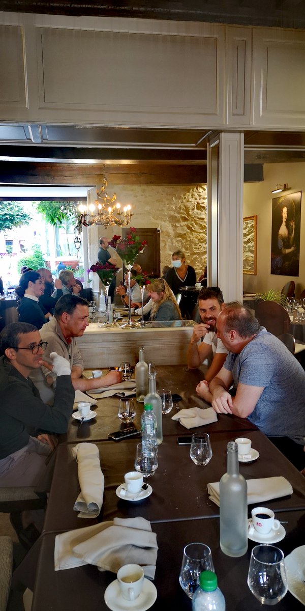 CATHERINEPATUEL's tweet image. #DPII #ODYSSEY - Dernier déjeuner avant que tout le monde rentre chez soit. Bilan du séminaire : enthousiasme, convivialité, entraide et partage pour la mise en place de nouveaux projets communs ! 💕