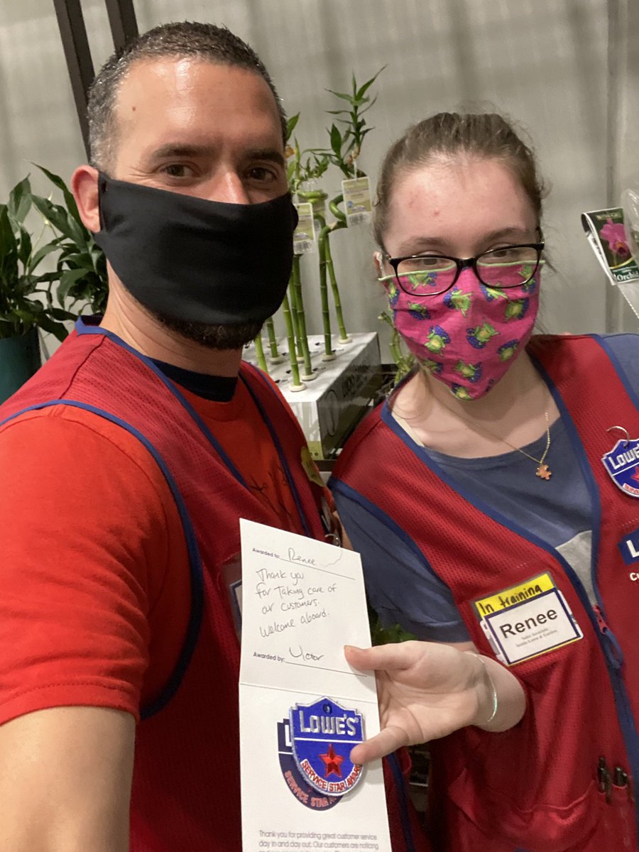 Derby2327's tweet photo. Recognizing our team on this July 4th for living our values and driving SMART customer service!! @TweetUsR30 @toddwingard1373 @BrianCo0403 @AndrewHoran2327 @timdaleynymetro @paularubioHR https://t.co/BcqbcI81o9